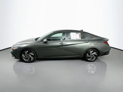 More photos of 2024 Hyundai Elantra Limited at Automaxx of the Carolinas, SC