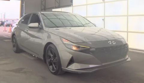 More photos of 2023 Hyundai Elantra SEL at Automaxx of the Carolinas, SC