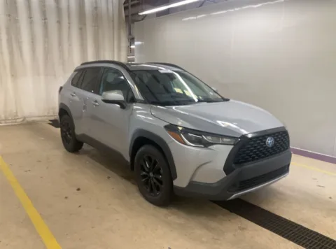 More photos of 2022 Toyota Corolla Cross LE at Automaxx of the Carolinas, SC