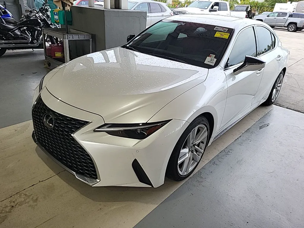 デビルボマーキッドグレーL Used 2023 Lexus IS 300 for sale in Summerville, SC at Automaxx of