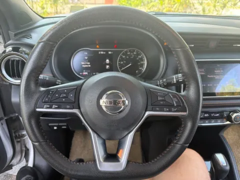 More photos of 2019 Nissan Kicks SR at Automaxx of the Carolinas, SC
