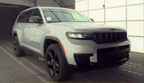 More photos of 2024 Jeep Grand Cherokee L Altitude at Automaxx of the Carolinas, SC