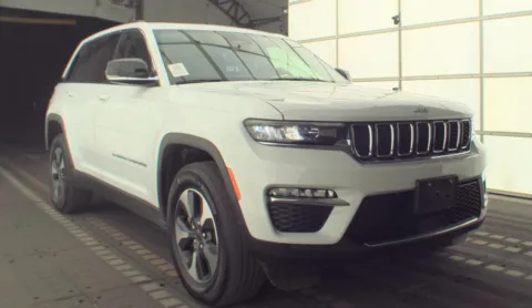 More photos of 2023 Jeep Grand Cherokee 4xe at Automaxx of the Carolinas, SC