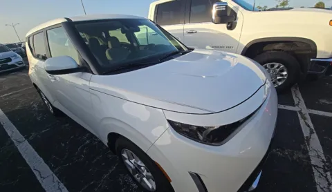 More photos of 2025 Kia Soul LX at Automaxx of the Carolinas, SC