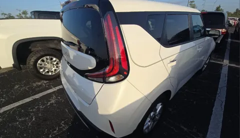 More photos of 2025 Kia Soul LX at Automaxx of the Carolinas, SC