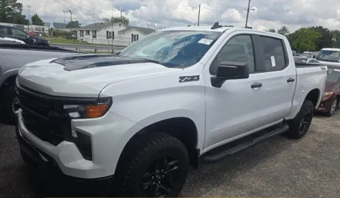 White 2025 Chevrolet Silverado 1500 Custom Trail Boss for sale in Summerville, SC