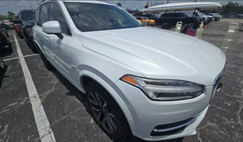 More photos of 2019 Volvo XC90 T6 Momentum at Automaxx of the Carolinas, SC