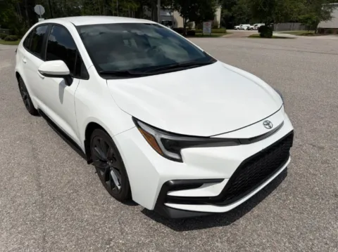 White 2024 Toyota Corolla SE for sale in Summerville, SC