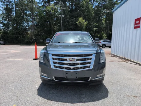 Another view of 2019 Cadillac Escalade Premium Luxury for sale in Summerville, SC at Automaxx of the Carolinas
