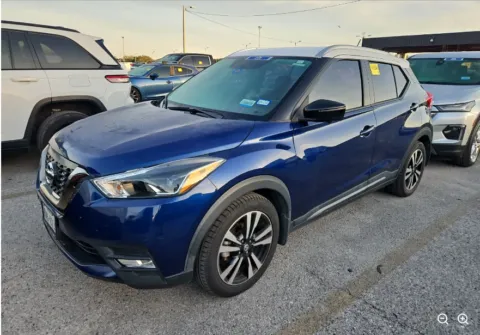 Blue 2019 Nissan Kicks SR for sale in Summerville, SC
