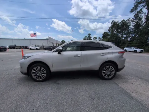 More photos of 2024 Toyota Venza Limited at Automaxx of the Carolinas, SC