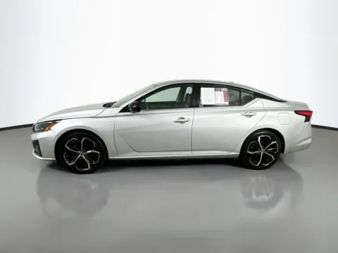 More photos of 2024 Nissan Altima 2.5 SR at Automaxx of the Carolinas, SC