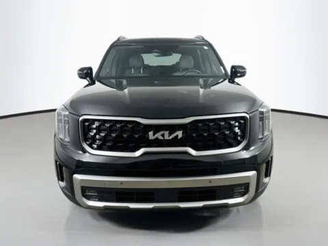 Photos of 2023 Kia Telluride SX X-Line for sale in Summerville, SC at Automaxx of the Carolinas