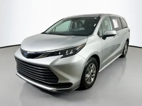 Another view of 2024 Toyota Sienna LE for sale in Summerville, SC at Automaxx of the Carolinas