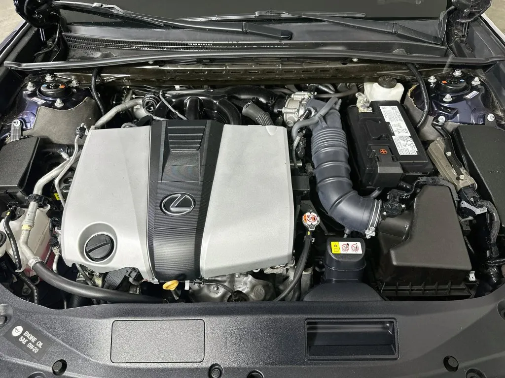 2022 Lexus ES 350 - Photo 10