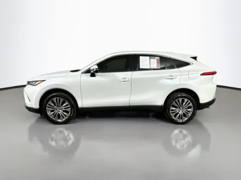 More photos of 2023 Toyota Venza Limited at Automaxx of the Carolinas, SC