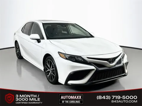 White 2024 Toyota Camry SE for sale in Summerville, SC