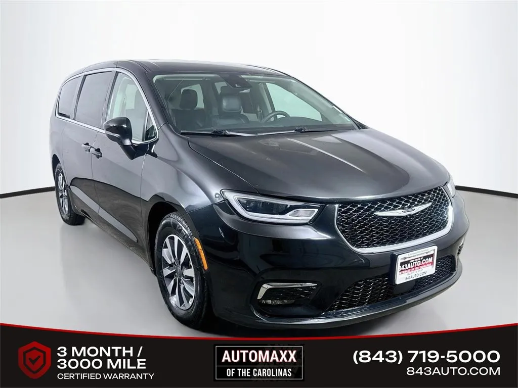 2023 Chrysler Pacifica Hybrid Touring L