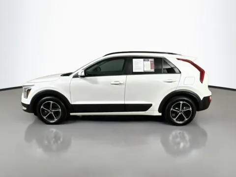 More photos of 2023 Kia Niro EX at Automaxx of the Carolinas, SC