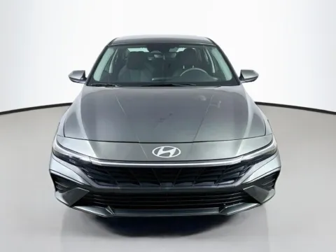 Photos of 2026 Hyundai Elantra SE for sale in Summerville, SC at Automaxx of the Carolinas