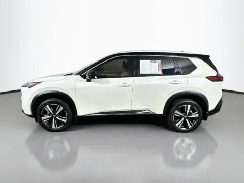 More photos of 2023 Nissan Rogue SL at Automaxx of the Carolinas, SC