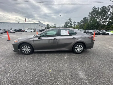 More photos of 2021 Toyota Camry Hybrid LE at Automaxx of the Carolinas, SC