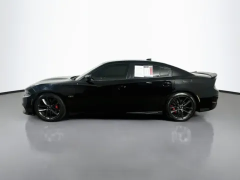 More photos of 2019 Dodge Charger R/T at Automaxx of the Carolinas, SC