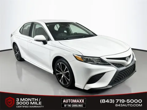 White 2019 Toyota Camry SE for sale in Summerville, SC