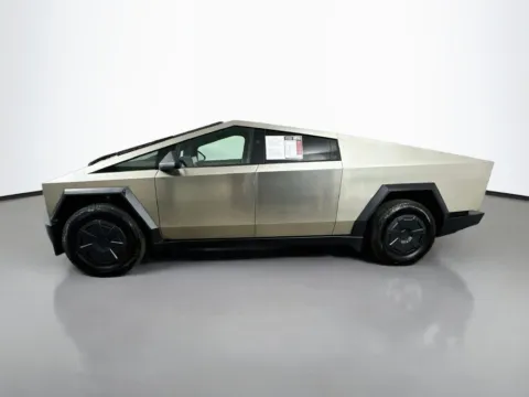 More photos of 2025 Tesla Cybertruck at Automaxx of the Carolinas, SC
