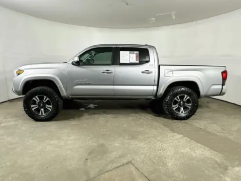 More photos of 2019 Toyota Tacoma SR5 at Automaxx of the Carolinas, SC