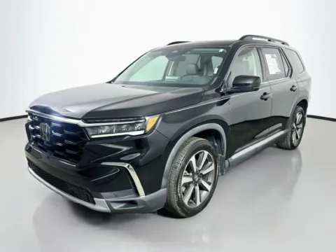 Another view of 2023 Honda Pilot Touring for sale in Summerville, SC at Automaxx of the Carolinas