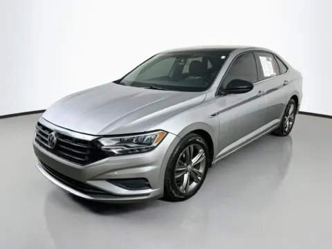 Another view of 2020 Volkswagen Jetta R-Line for sale in Summerville, SC at Automaxx of the Carolinas