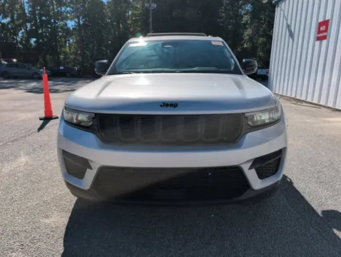 Photos of 2023 Jeep Grand Cherokee Altitude X for sale in Summerville, SC at Automaxx of the Carolinas