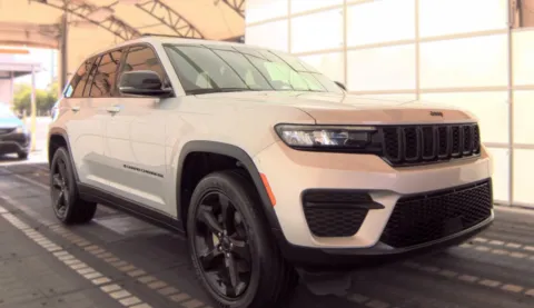 More photos of 2023 Jeep Grand Cherokee Altitude X at Automaxx of the Carolinas, SC