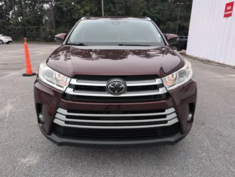 Another view of 2019 Toyota Highlander XLE for sale in Summerville, SC at Automaxx of the Carolinas