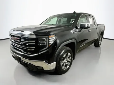 Another view of 2025 GMC Sierra 1500 SLT for sale in Summerville, SC at Automaxx of the Carolinas