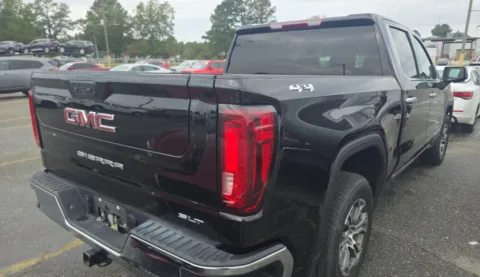 More photos of 2025 GMC Sierra 1500 SLT at Automaxx of the Carolinas, SC