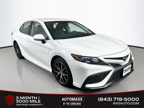 White 2022 Toyota Camry SE for sale in Summerville, SC