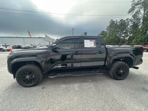 More photos of 2025 Toyota Tacoma SR5 at Automaxx of the Carolinas, SC