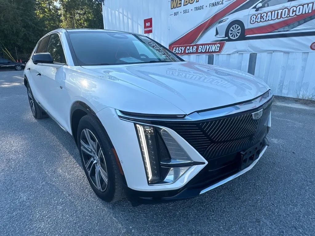 2024 Cadillac LYRIQ