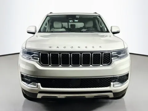 Photos of 2022 Jeep Wagoneer Series III for sale in Summerville, SC at Automaxx of the Carolinas