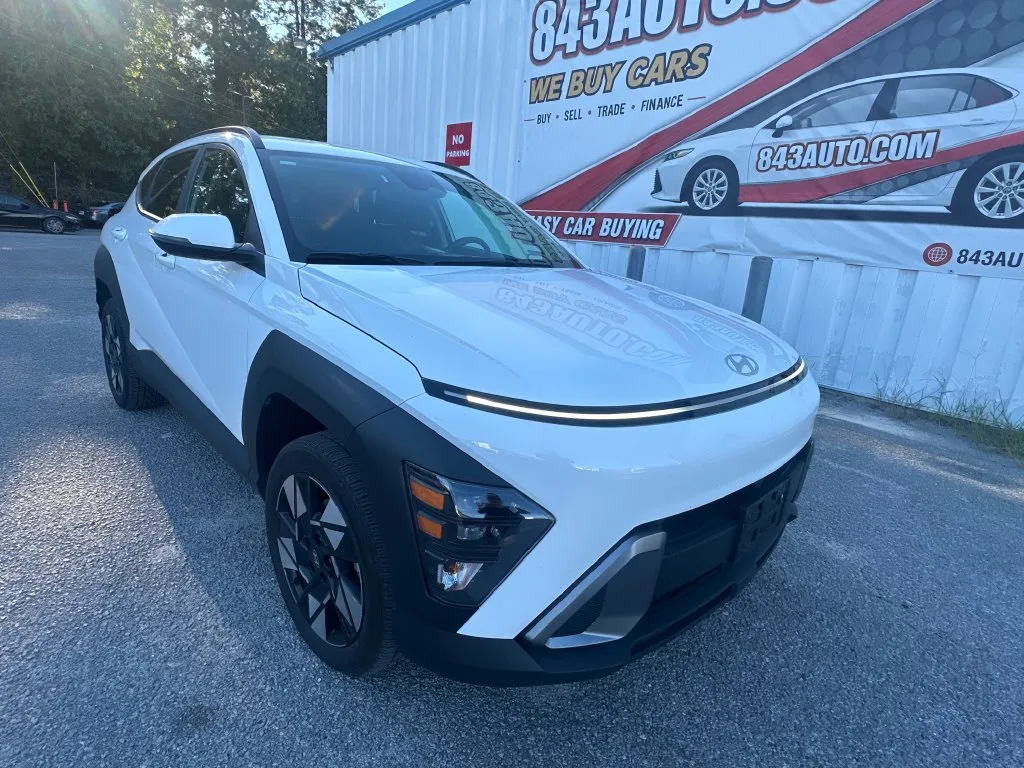 White 2024 Hyundai Kona SEL for sale in Summerville, SC