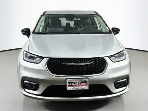 Photos of 2024 Chrysler Pacifica Touring L for sale in Summerville, SC at Automaxx of the Carolinas