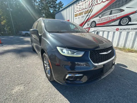 Unknown 2021 Chrysler Pacifica Touring for sale in Summerville, SC