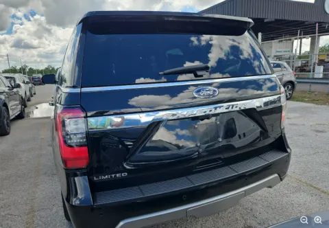 More photos of 2021 Ford Expedition Limited at Automaxx of the Carolinas, SC