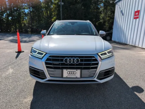 Another view of 2019 Audi Q5 2.0T Premium Plus for sale in Summerville, SC at Automaxx of the Carolinas