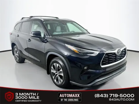 Black 2024 Toyota Highlander XLE for sale in Summerville, SC