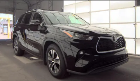 More photos of 2024 Toyota Highlander XLE at Automaxx of the Carolinas, SC