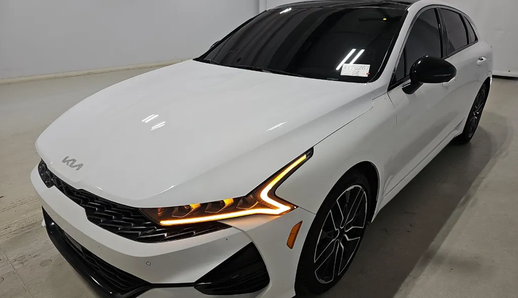White 2024 Kia K5 GT for sale in Summerville, SC
