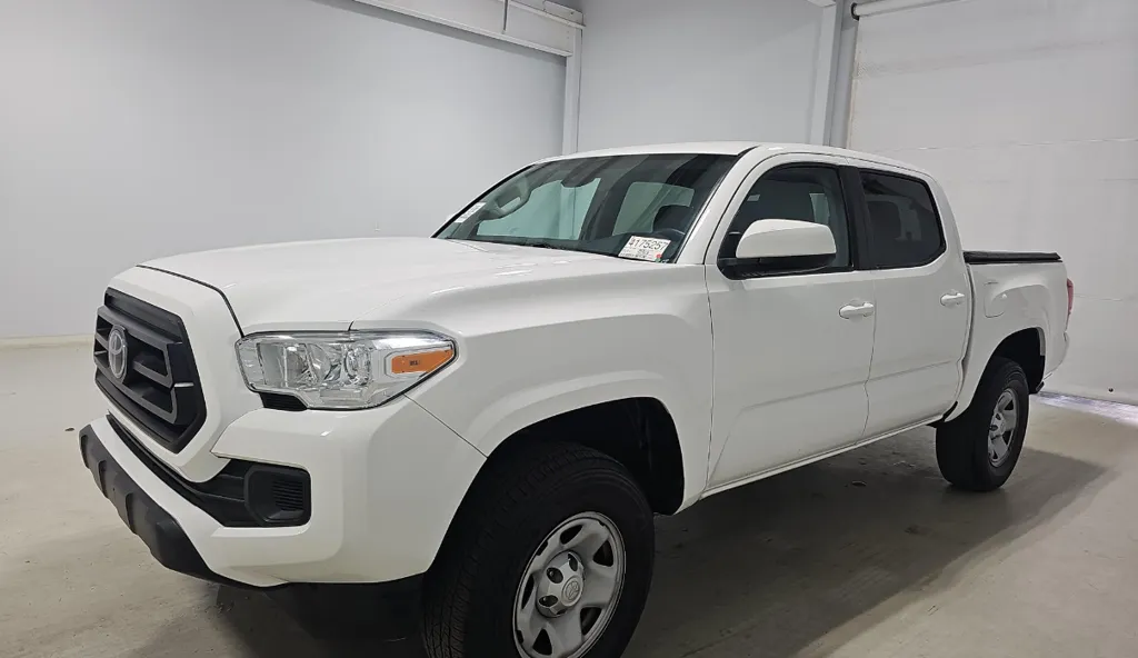 White 2023 Toyota Tacoma SR for sale in Summerville, SC